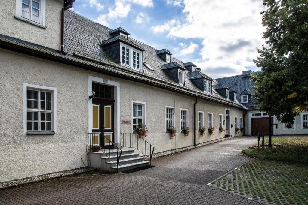 Ruestzeitenheim Sonnenschein Saalburg Exterior foto